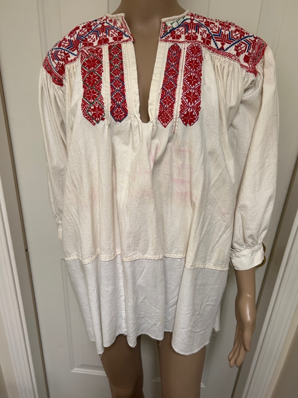 VTG Romanian Eastern European Tunic White Peasant Folk Blouse Red Embroidered